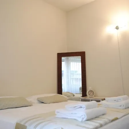 Dreaming Piazza Bra Rooms Verona Exterior foto